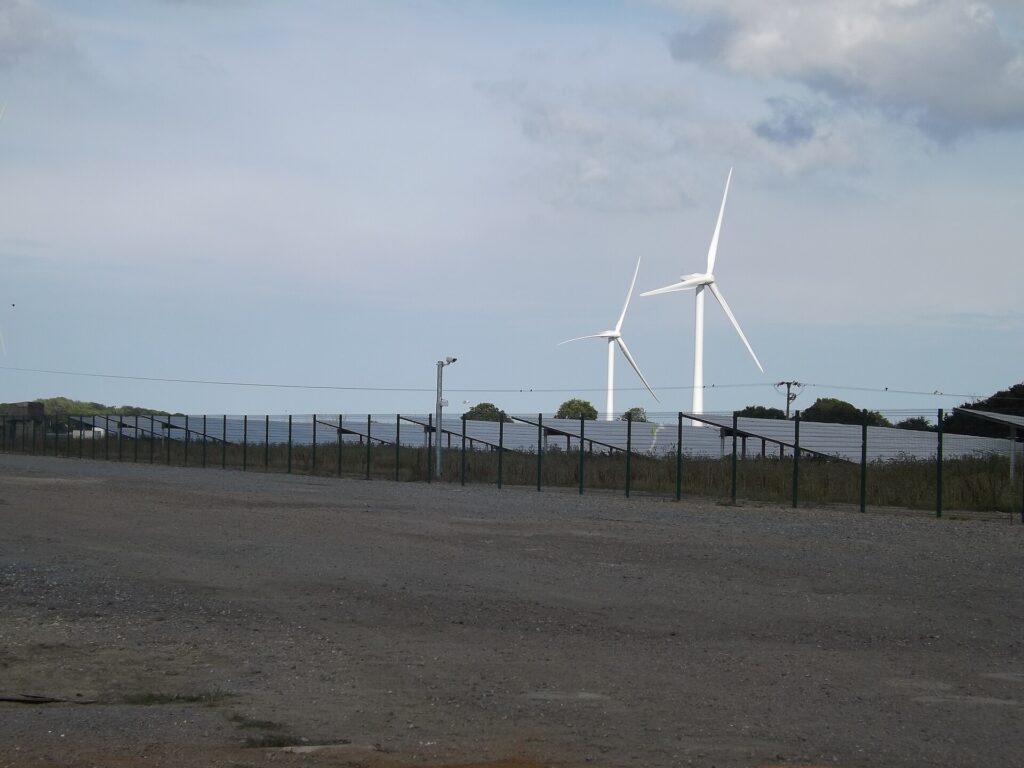 Wind Turbines & Solar Panels at Upper Holton Wind & Solar Farm 